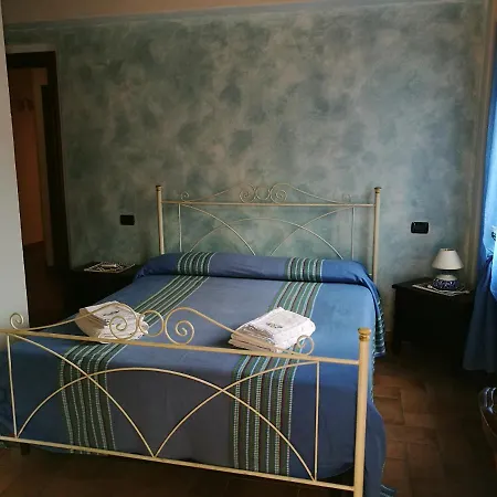 Sabrina Bed & Breakfast 3*